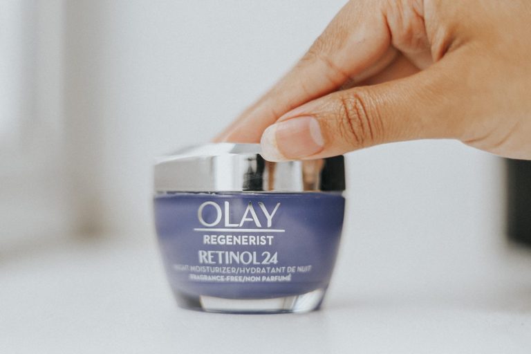 Features Of Retinol 24 + Peptide Night Facial Moisturizer