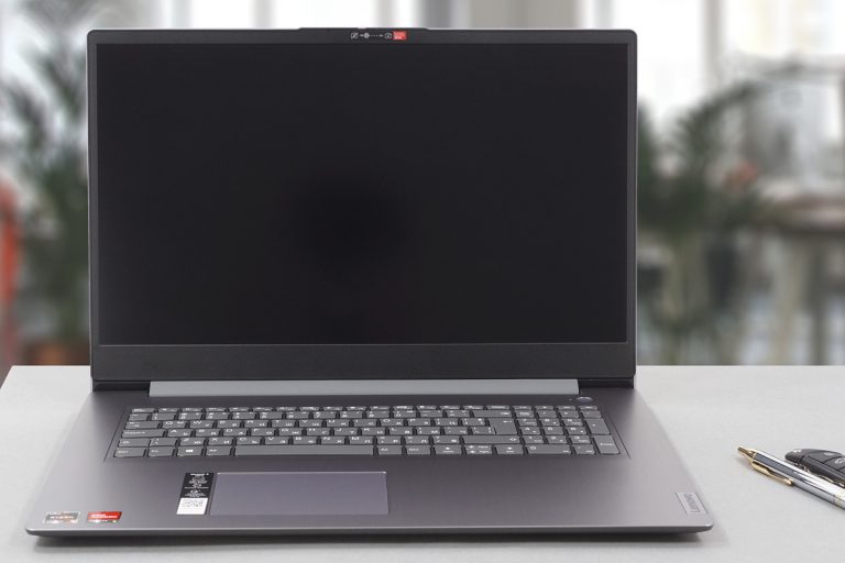 Lenovo 17.3″ IdeaPad 3i Laptop.